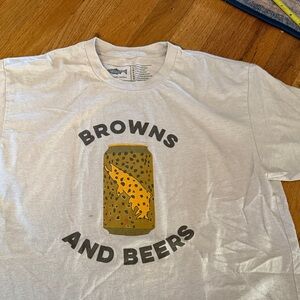 Men’s rep your water browns and beers trout fishing t shirt medium fly fishing